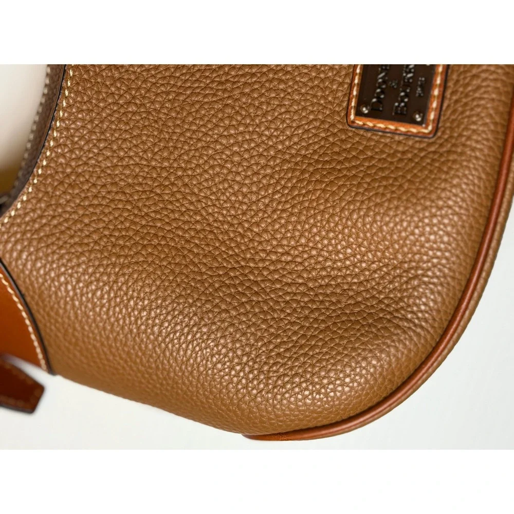 Dooney & Bourke Hobo Bag Brown Pebble Grain Leather Shoulder Purse Small Womens
